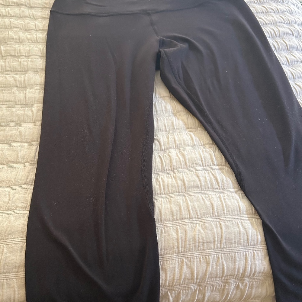Lululemon 21” capri